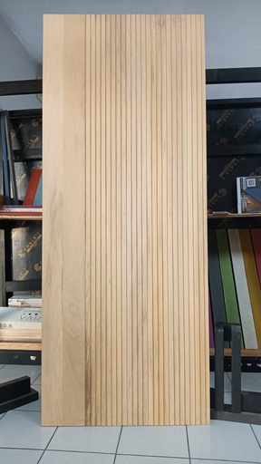 [12321QS14401NT358002000] ประตูไม้จริงชาเล่ต์ รุ่น Eco-Safe ลาย Muji01 ขอบข้างตีระแนง เกรดNatural ไม่ทำสี 35x800x2000