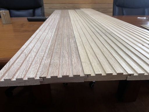 [0135282Y010135181052000] ไม้ MLH ตกแต่งเซาะร่อง Chalet de'cor groove 18mm x 105mm x 2 M.